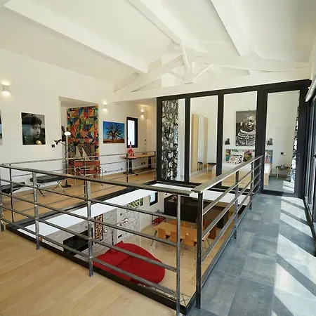 Arcoule Villa *